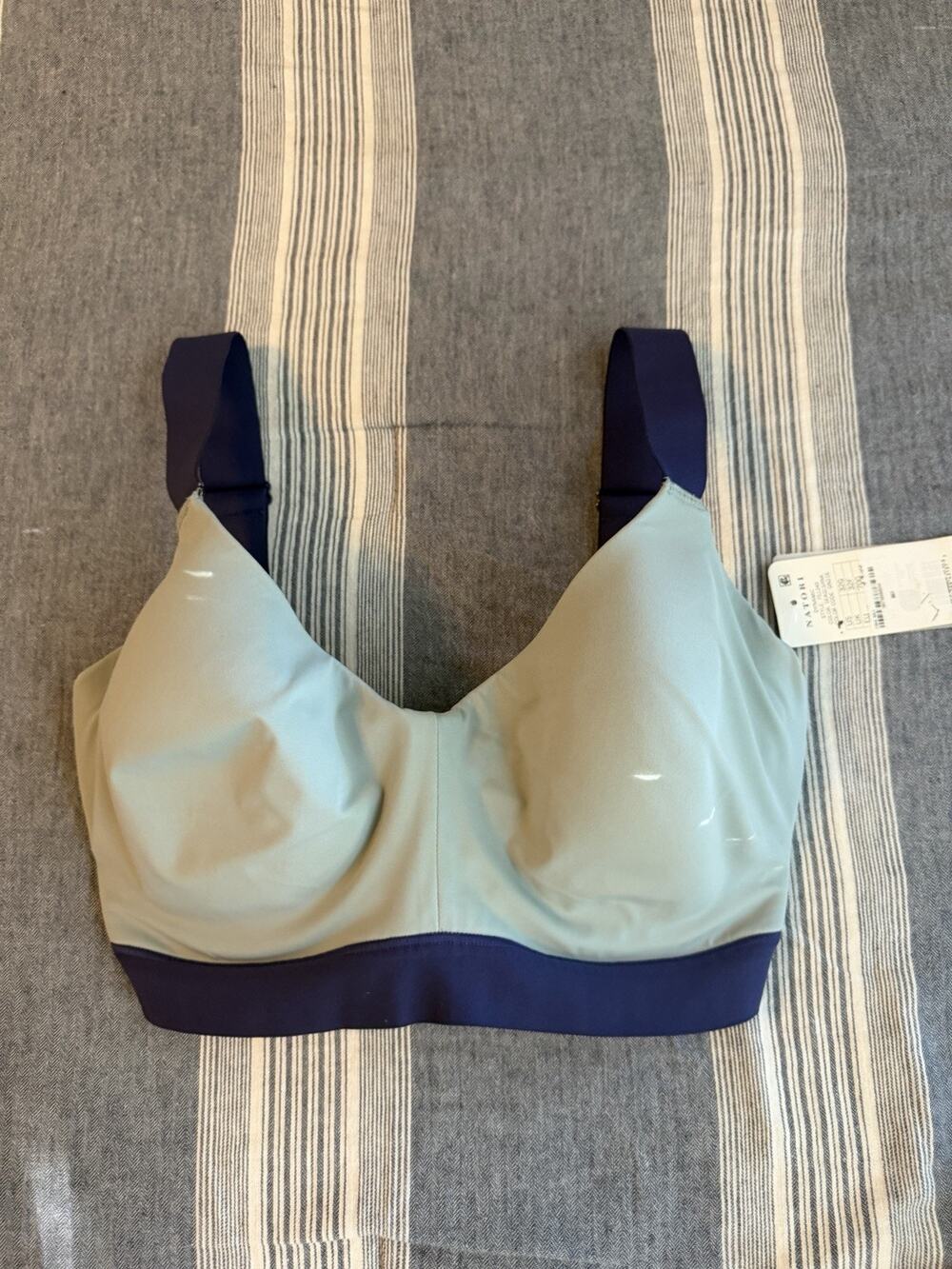 NATORI 751245 Light Blue Dynamic Underwire Sports Bra Size 32G NWT